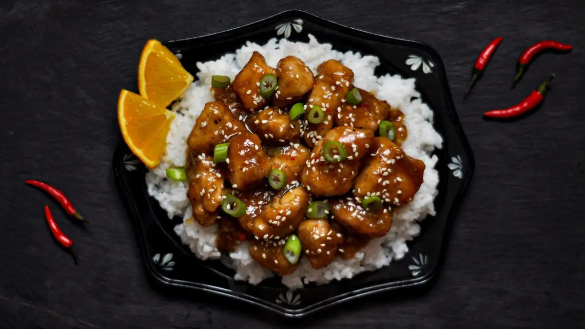 Zapomeňte na polotovary! Rychlé kuřecí kousky s medem a česnekem