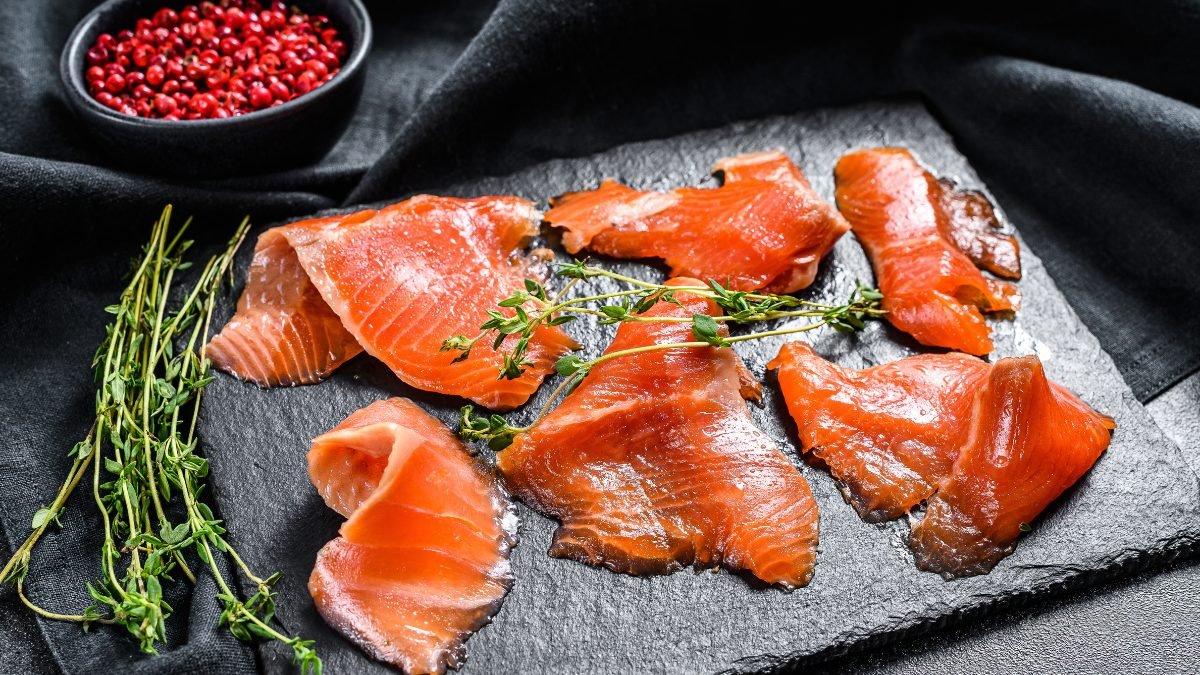 Uzený losos před Vánoci: vítěz testu chutná skvěle, ale levnější volby mile překvapí