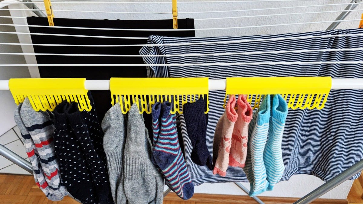 Japonská metoda rychlého sušení prádla v zimě. V domě se nehromadí vlhkost
