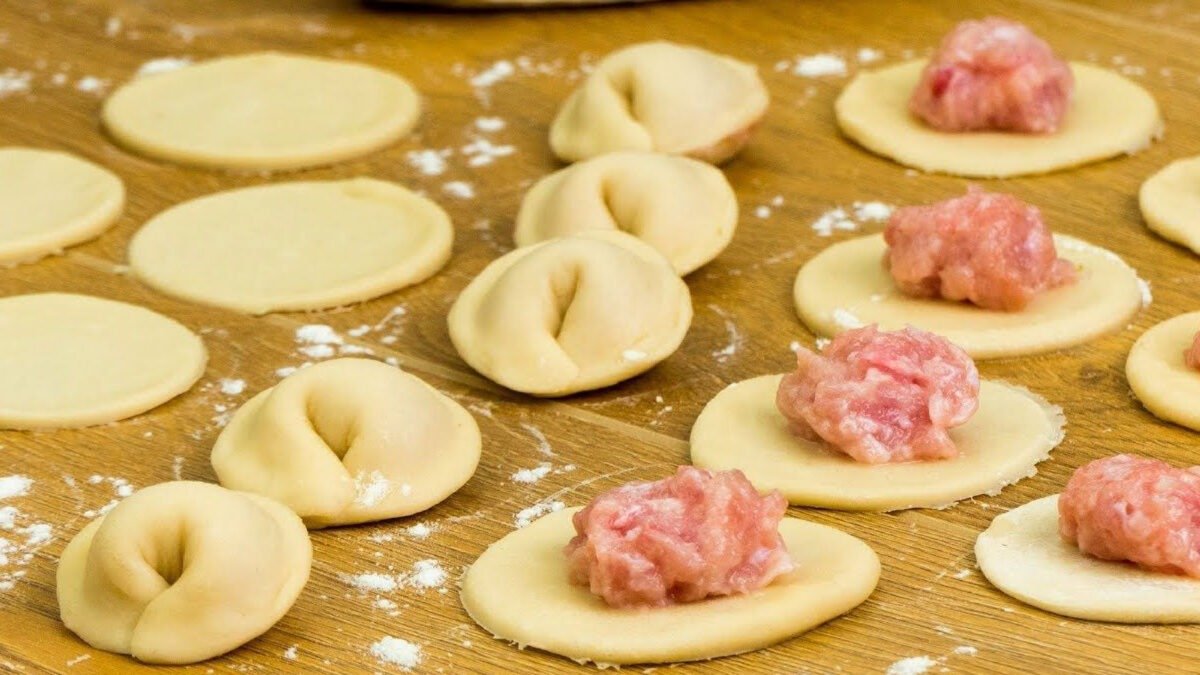 Přidejte místo vody. Těsto na pirohy bude měkké, nadýchané a perfektně se spojí