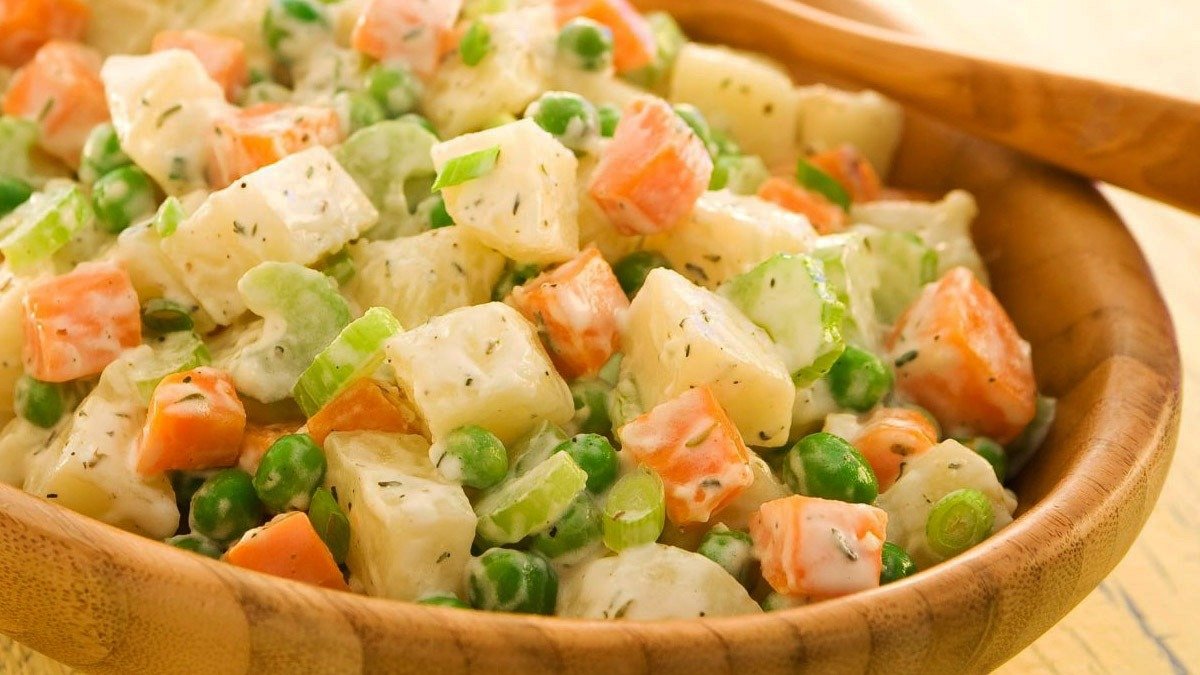 Žádné jablko. Zeleninový salát s tímto ingrediencí je mnohem lepší a božsky křupavý