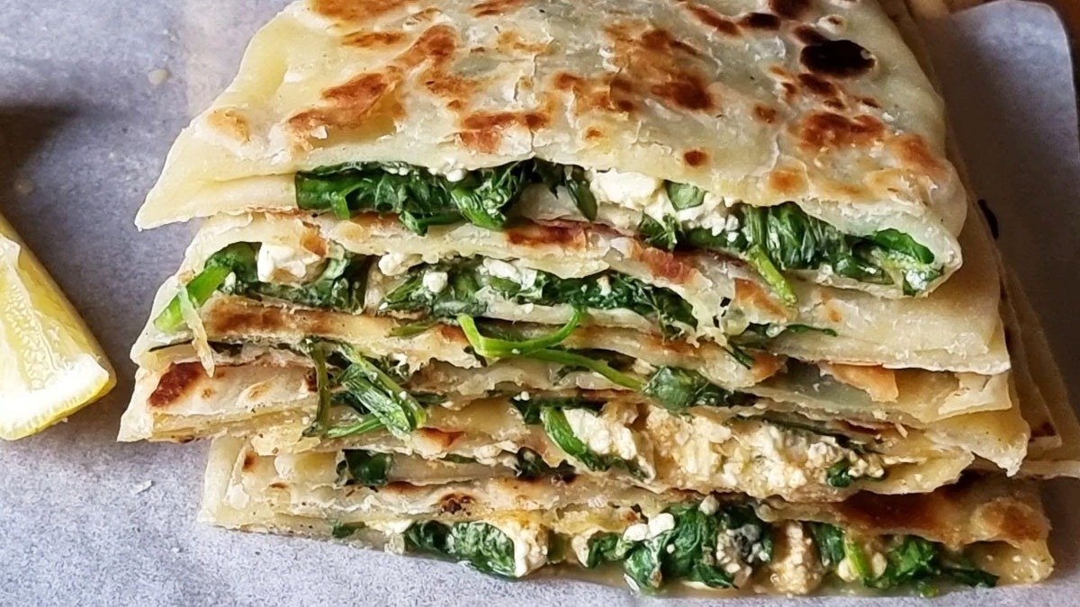 Už syrniki nedělám. Dělám turecké gözleme – jen sýr, tvaroh a hrst mouky 17 Už syrniki nedělám. Dělám turecké gözleme – jen sýr, tvaroh a hrst mouky