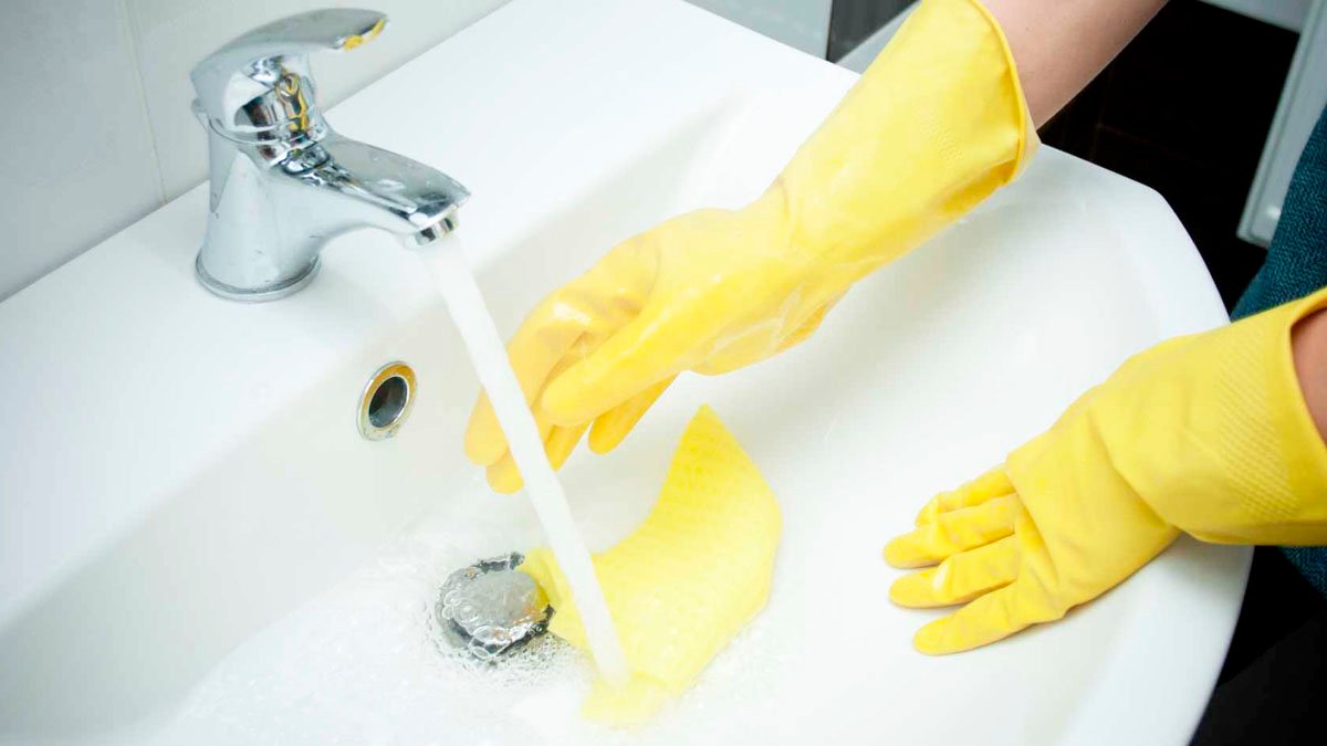 Dům nemusí být muzeum: vnucované úklidové návyky, které škodí víc než pomáhají 15 Dům nemusí být muzeum: vnucované úklidové návyky, které škodí víc než pomáhají