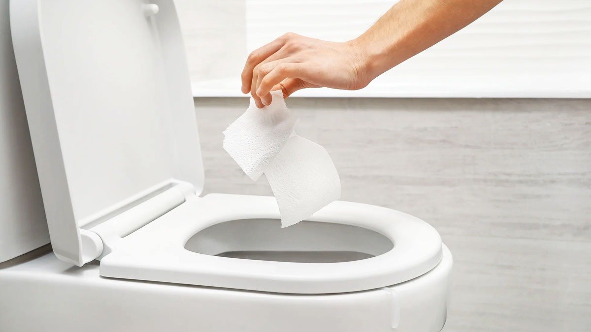 Příliš pozdě jsem si uvědomil, proč by se toaletní papír neměl splachovat do záchodu