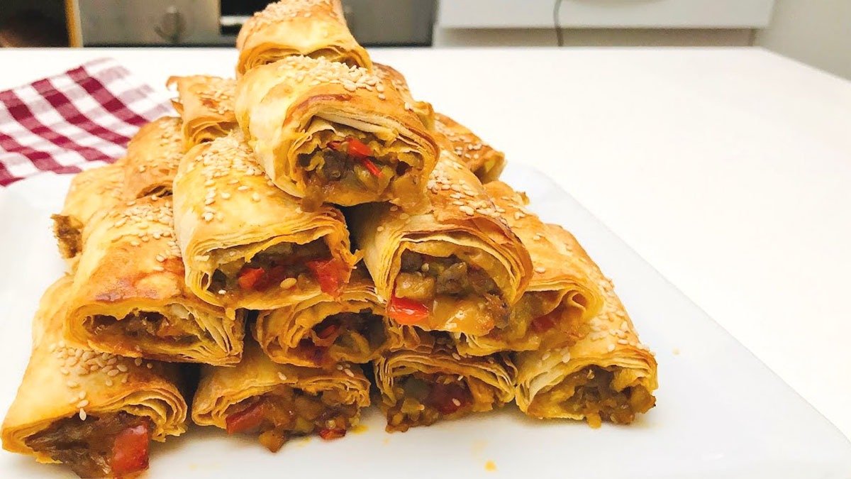 Libanonský masový závitek z listového těsta