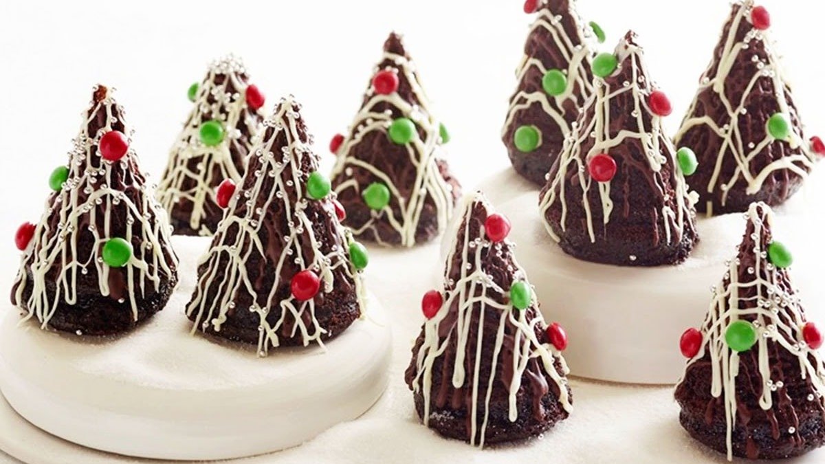 Nepečené čokoládové vánoční stromečky jsou jednoduchý dezert