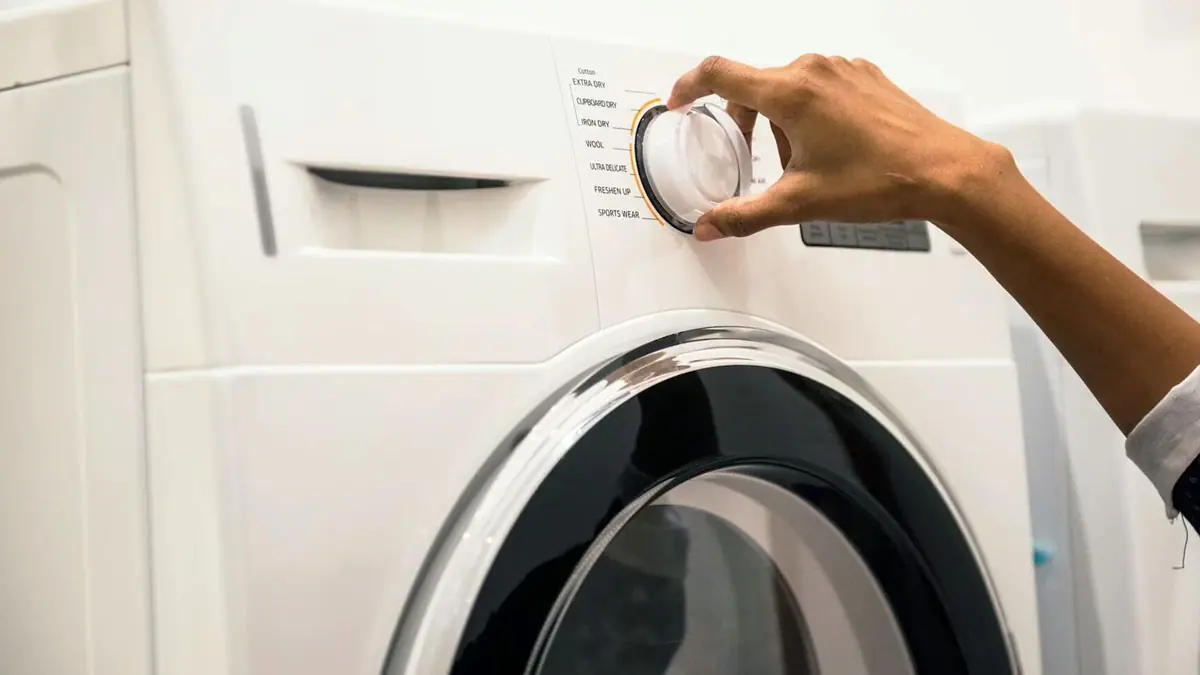 Kupuji do pračky lihový ocet – a vyřešil mi všechny problémy. Teď tuto metodu používá každý