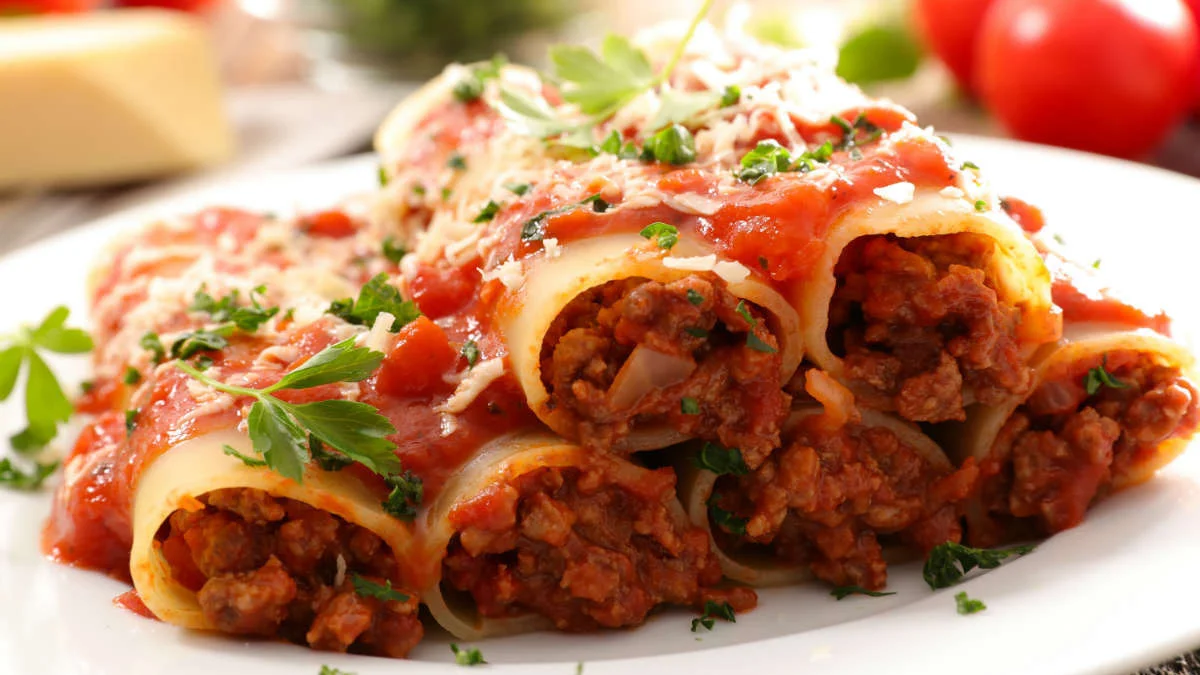 První chody na svátky, které lze připravit předem: lasagne, cannelloni a crêpes bez stresu
