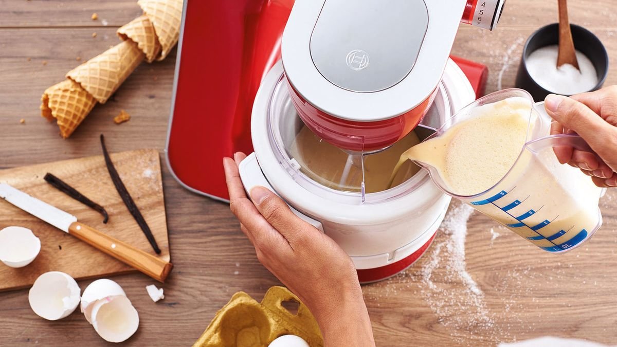 Češi se pomalu loučí s horkovzdušnou fritézou: která kuchyňská vychytávka ji nahrazuje