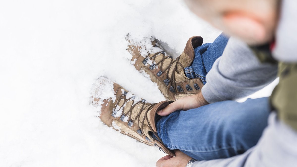 Jak si v zimě zahřát nohy v botách jednoduchý trik který funguje lépe než teplé vložky 7 Jak si v zimě zahřát nohy v botách jednoduchý trik který funguje lépe než teplé vložky