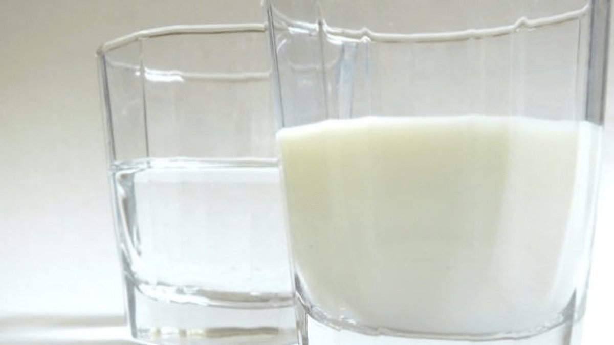 Jak přimět orchidej kvést po celý rok pomocí „hnojiva“, které už máte v lednici