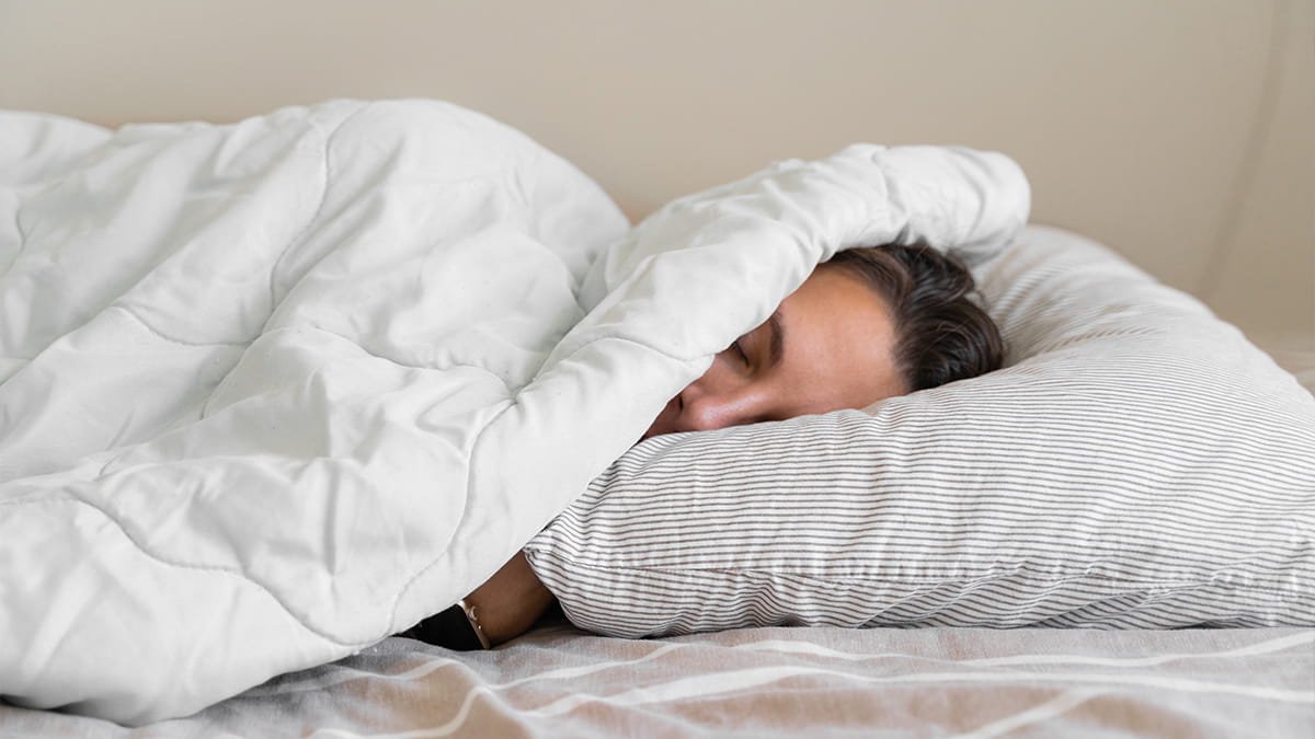 Měli byste nechat topení běžet celou noc když venku opravdu mrzne