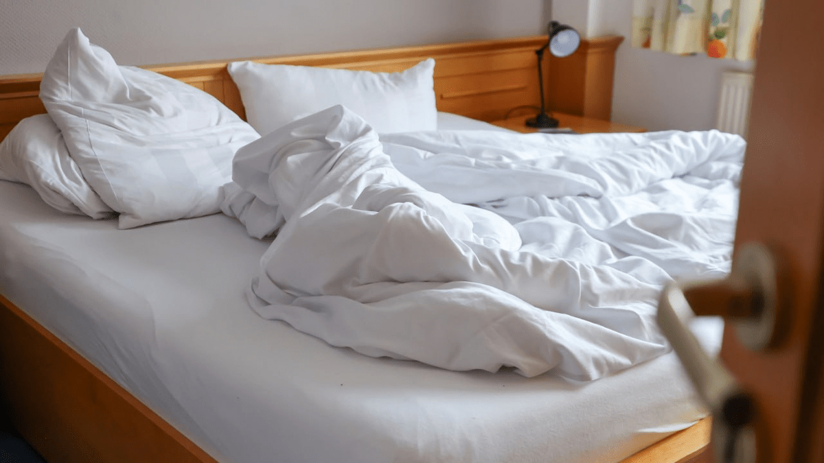 Expert: „Ložní prádlo by se nemělo měnit každé dva týdny ani jednou za měsíc“ – TADY je přesný interval výměny 2 Expert: „Ložní prádlo by se nemělo měnit každé dva týdny ani jednou za měsíc“ – TADY je přesný interval výměny