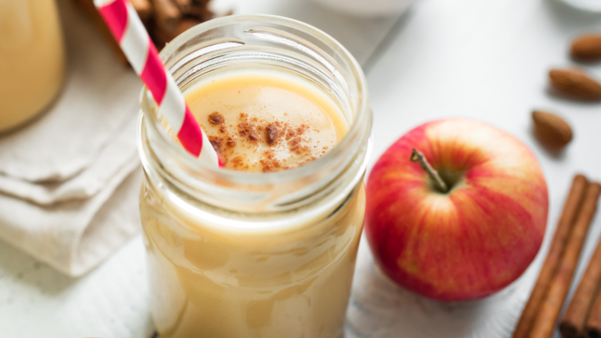 Pikantní smoothie Jablečný koláč útulný krémový nápoj s chutí, kterou v Česku zná skoro každý