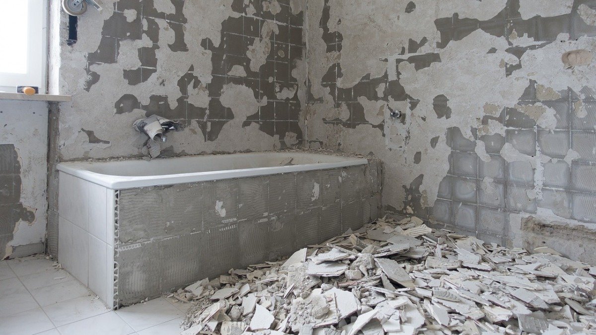 Vstupují v platnost nová pravidla pro koupelny – začnou platit 1. ledna 2026