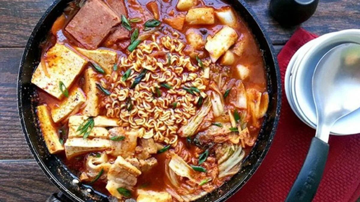 V Japonsku a Číně to nejí… „korejské jídlo“, po kterém šílí jen Korejci 2 V Japonsku a Číně to nejí… „korejské jídlo“, po kterém šílí jen Korejci