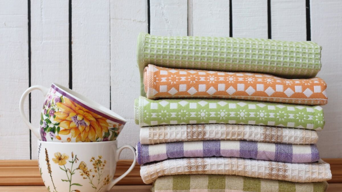 Rolka kuchyňských papírových utěrek je minulostí nová úsporná a znovupoužitelná móda ji nahradila 4 Rolka kuchyňských papírových utěrek je minulostí nová úsporná a znovupoužitelná móda ji nahradila