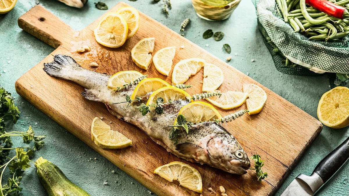 Stačí to položit na pánev vedle ryby. Problém s nepříjemným zápachem při smažení zmizí 1 Stačí to položit na pánev vedle ryby. Problém s nepříjemným zápachem při smažení zmizí