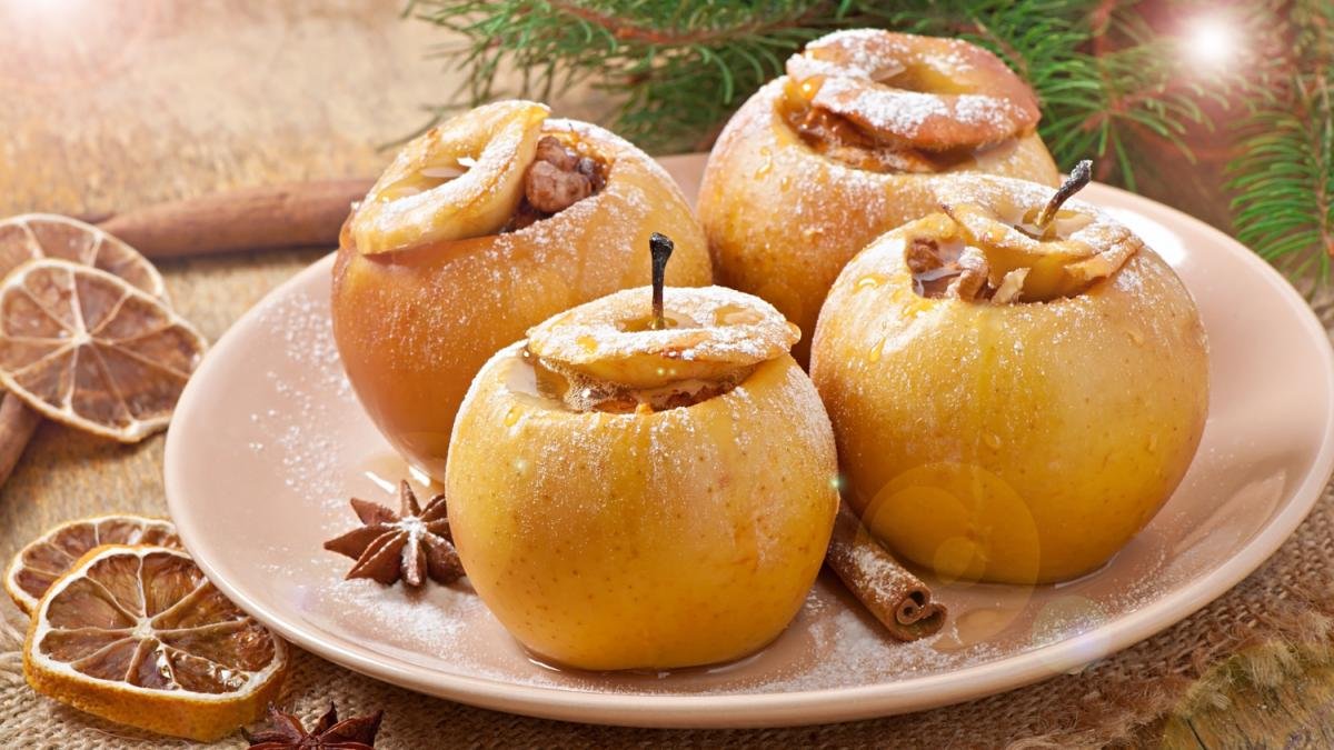 Šťavnatá pečená jablka za 7 minut: jednoduchý trik, který ocení maminky i velké rodiny