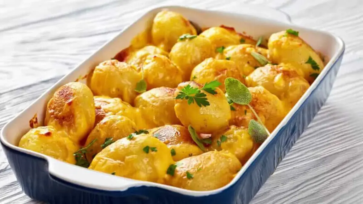 Tohle jídlo od restaurančního šéfkuchaře se stane vaším favoritem na vánočním stole: je chutné, hotové za půl hodiny a hlavní roli v něm hrají brambory