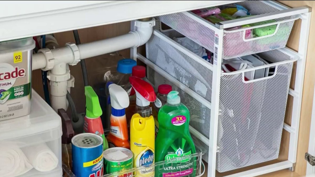 Čím více věcí, tím čistší a uklizenější domov v Česku vysvětlují, jak se po padesátce mění přístup k ukládání