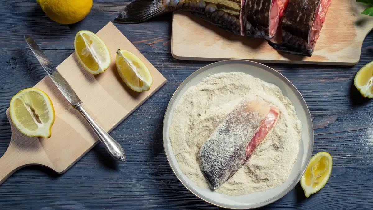 Ryba má vždy křupavou kůrku a uvnitř je jemná: jeden trik zlepší chuť jídla