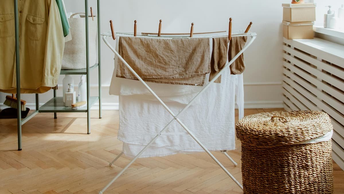 V zimě prádlo neschne! Poradíme jednoduché způsoby řešení