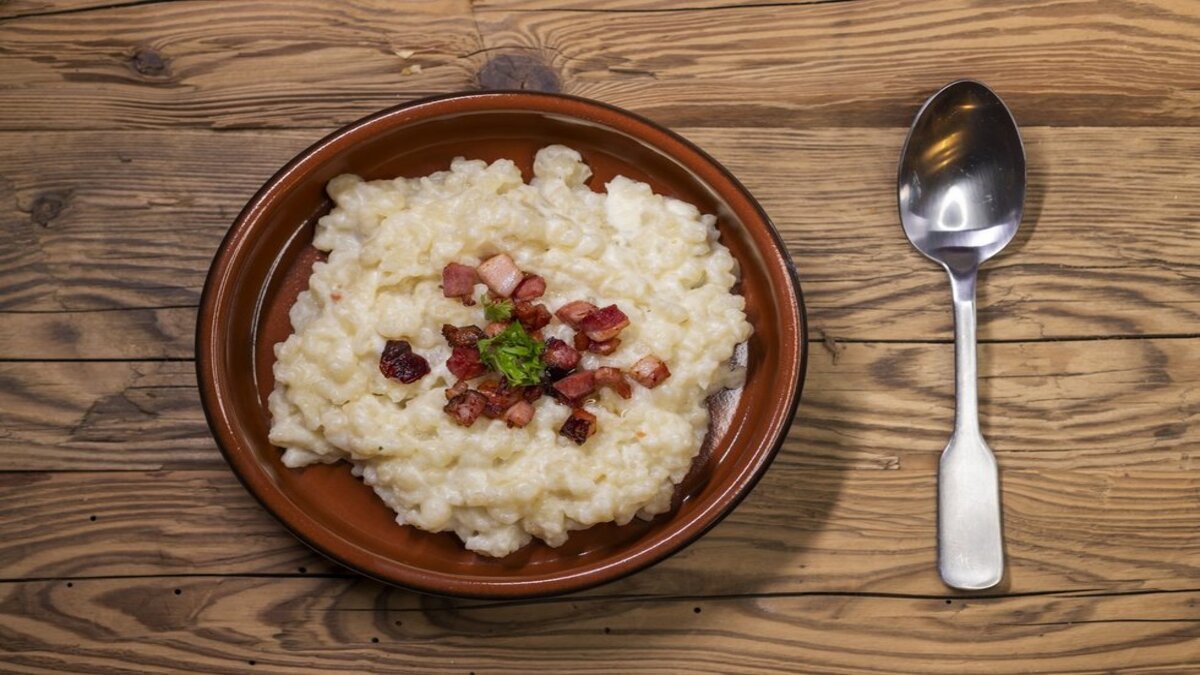 Takto zapečený bramborový kugelis je nejchutnější zapište si recept