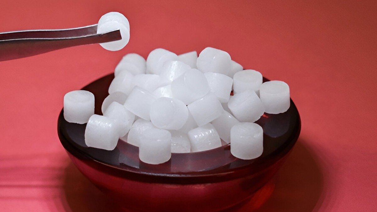 Jeden domácí „magický roztok“: toaleta se bude lesknout i bez drhnutí rukama nebo kartáčem a za minimální náklady