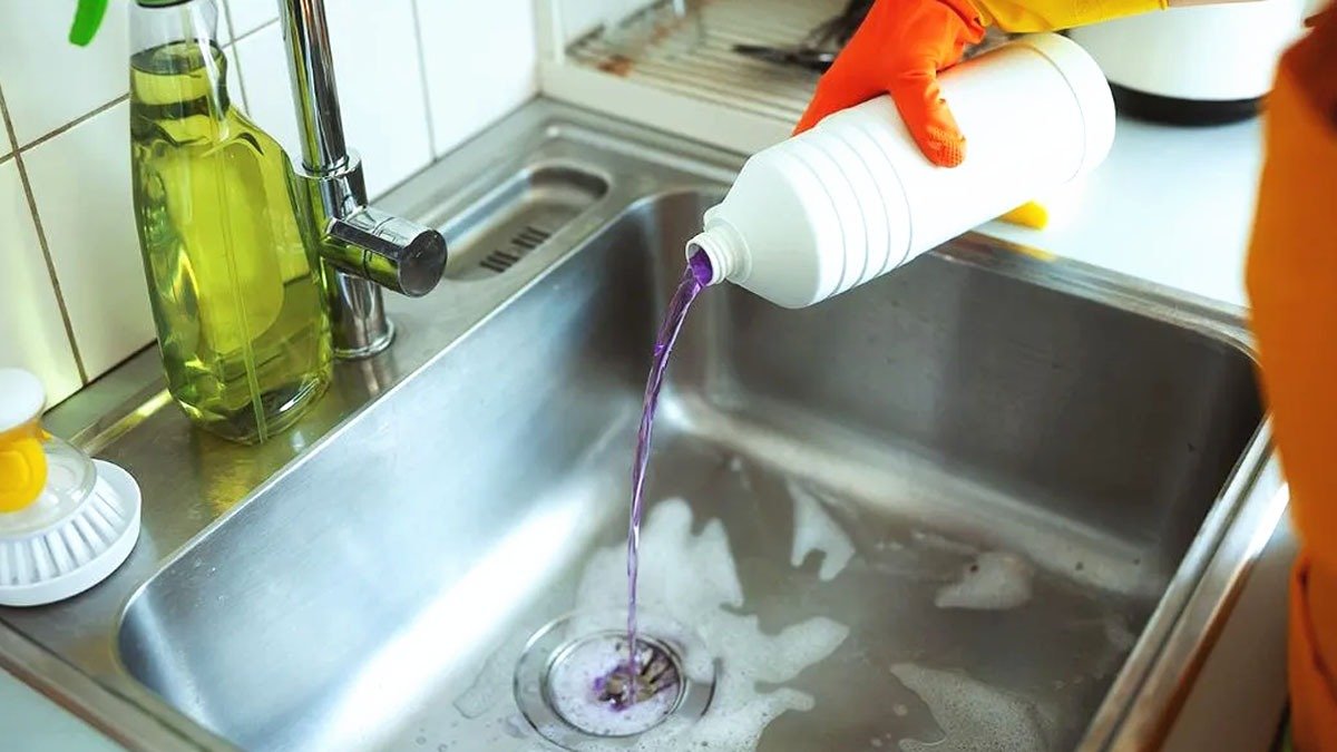 Čistič odpadu, který ohromil instalatéra: jednoduchý domácí produkt, který rychle obnoví průtok