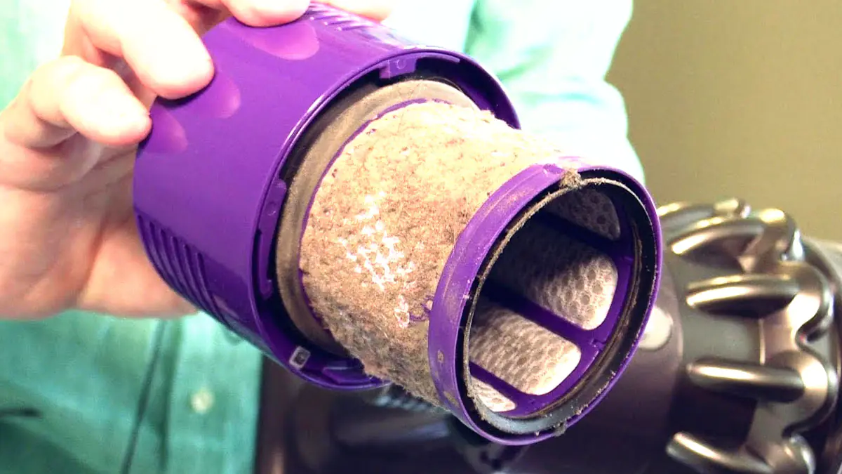 Proč vysavač špatně saje a jak to opravit svépomocí