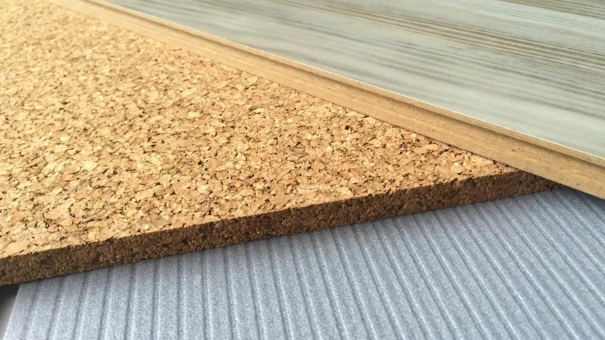 Nový trend podlah: korková podlaha, která porazí parkety i dlažbu v roce 2026