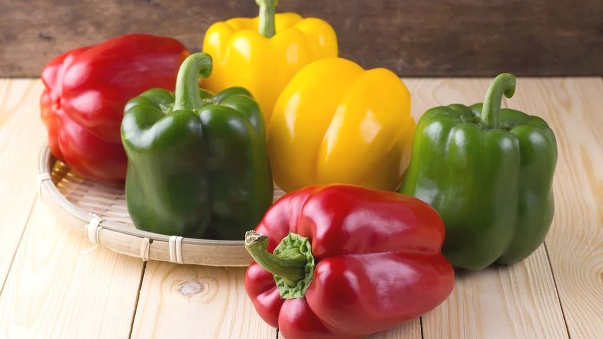 Jednou provždy: jaký je rozdíl mezi žlutou a červenou paprikou?