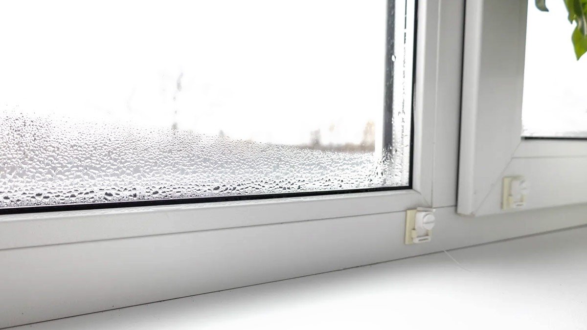 Vaše okna mají tajnou funkci, o které málokdo ví: otočením jediného šroubku můžete okamžitě snížit účty za vytápění