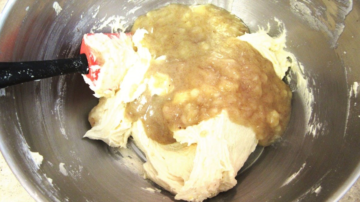 Banánový chléb na pánvi: pětiminutový recept, který promění vaši snídani