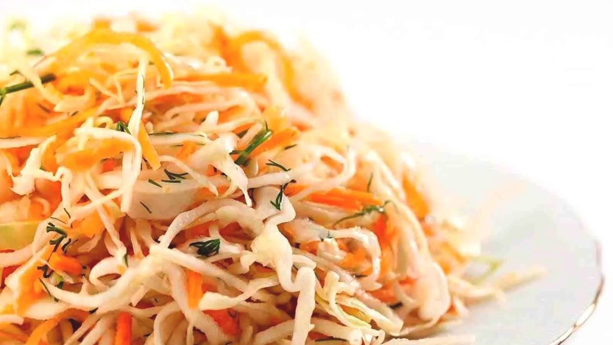 Sněz celou misku najednou – tento zelný salát je tak dobrý