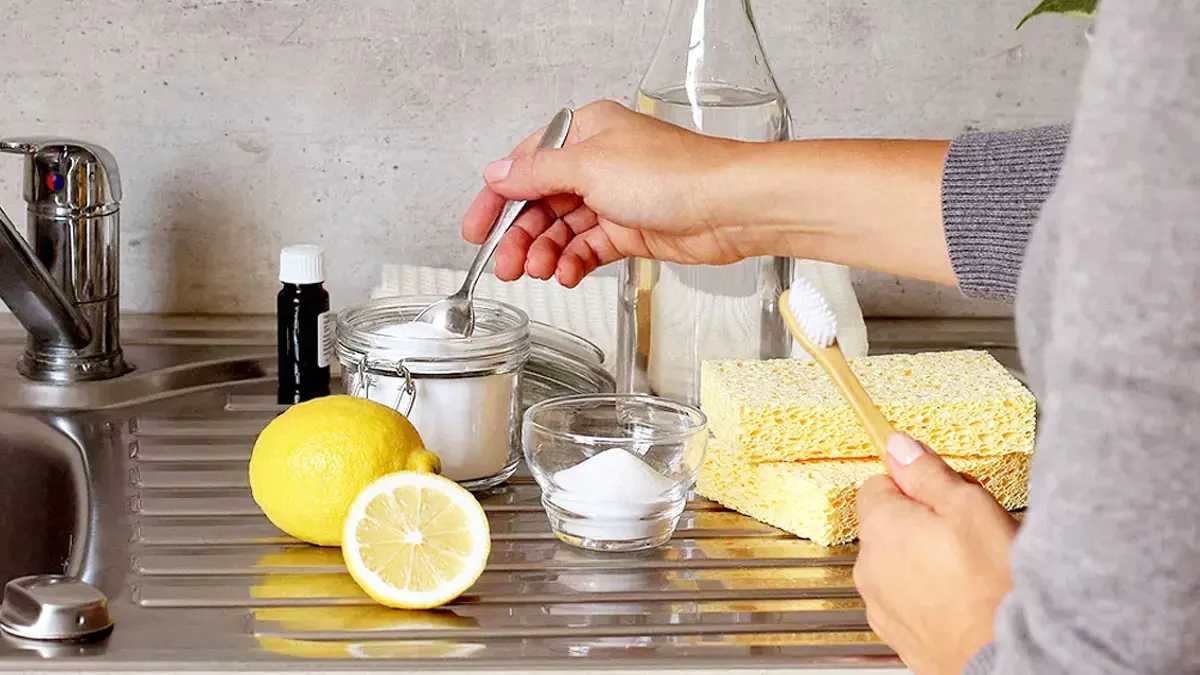 Keramická varná deska z křišťálového skla: užasná domácí směs obnoví lesk za pouhých 5 minut