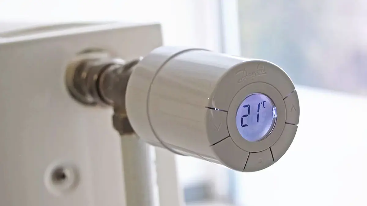 Úplné vypnutí radiátorů v nevyužívaných místnostech může ve skutečnosti zvýšit spotřebu energie