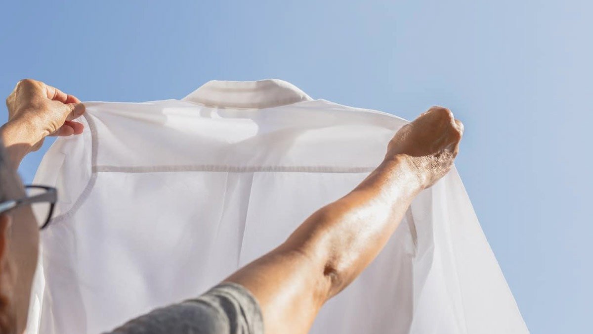 „Výsledek je ohromující“: tento jednoduchý trik dodá vašim košilím profesionální vzhled bez použití průmyslových přípravků