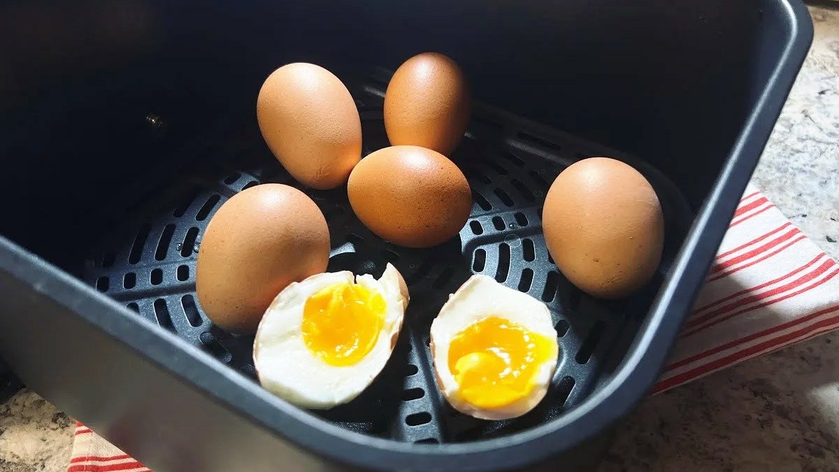 Rozluč se s hrncem! Toto je revoluční způsob vaření vajec