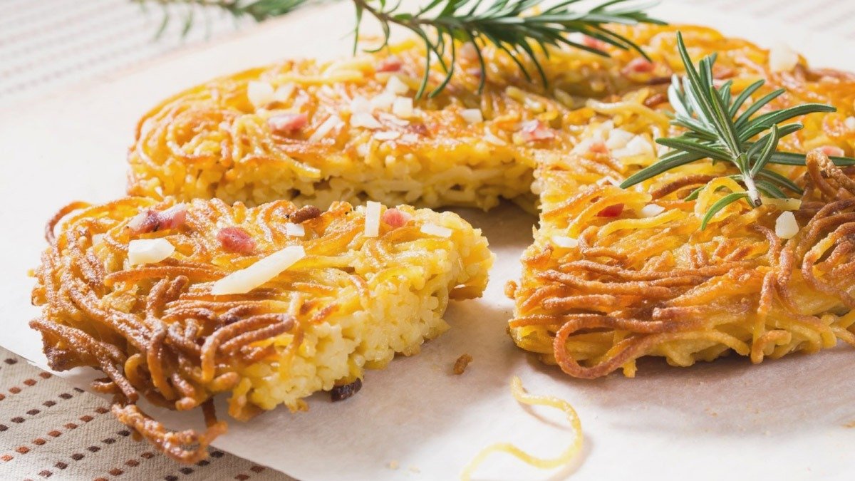 Chuť Itálie: frittata di spaghetti, zrozená v kuchyni chudých