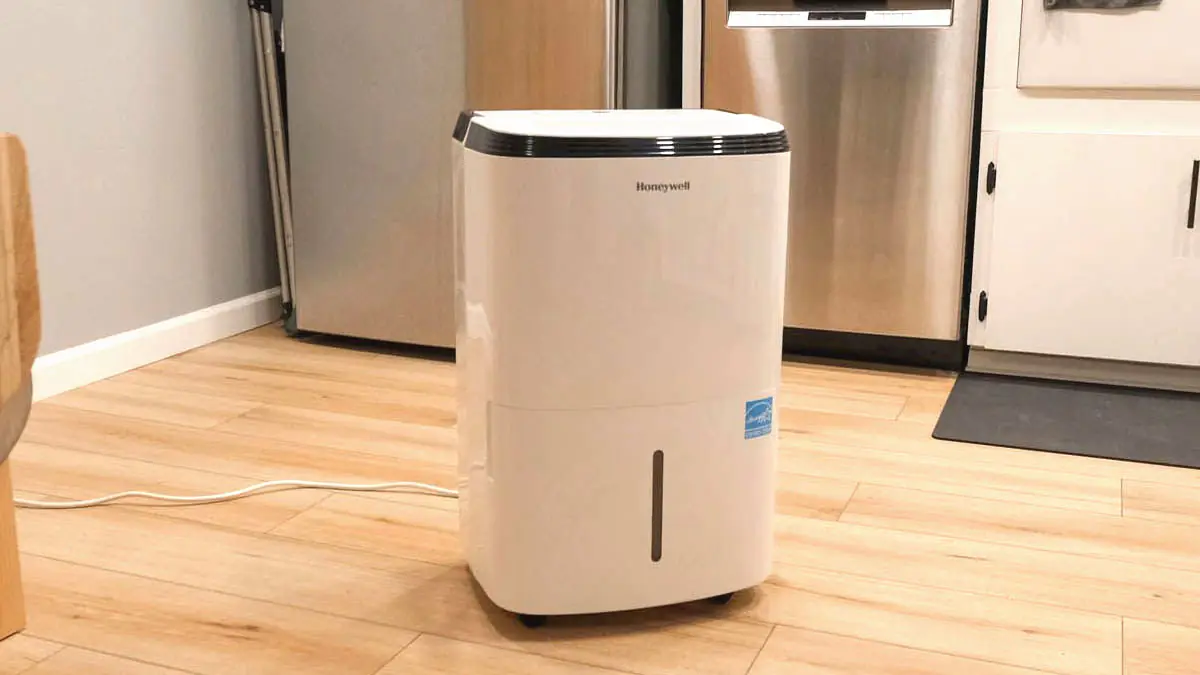 Máte doma odvlhčovač vzduchu? Kam byste ho neměli umisťovat