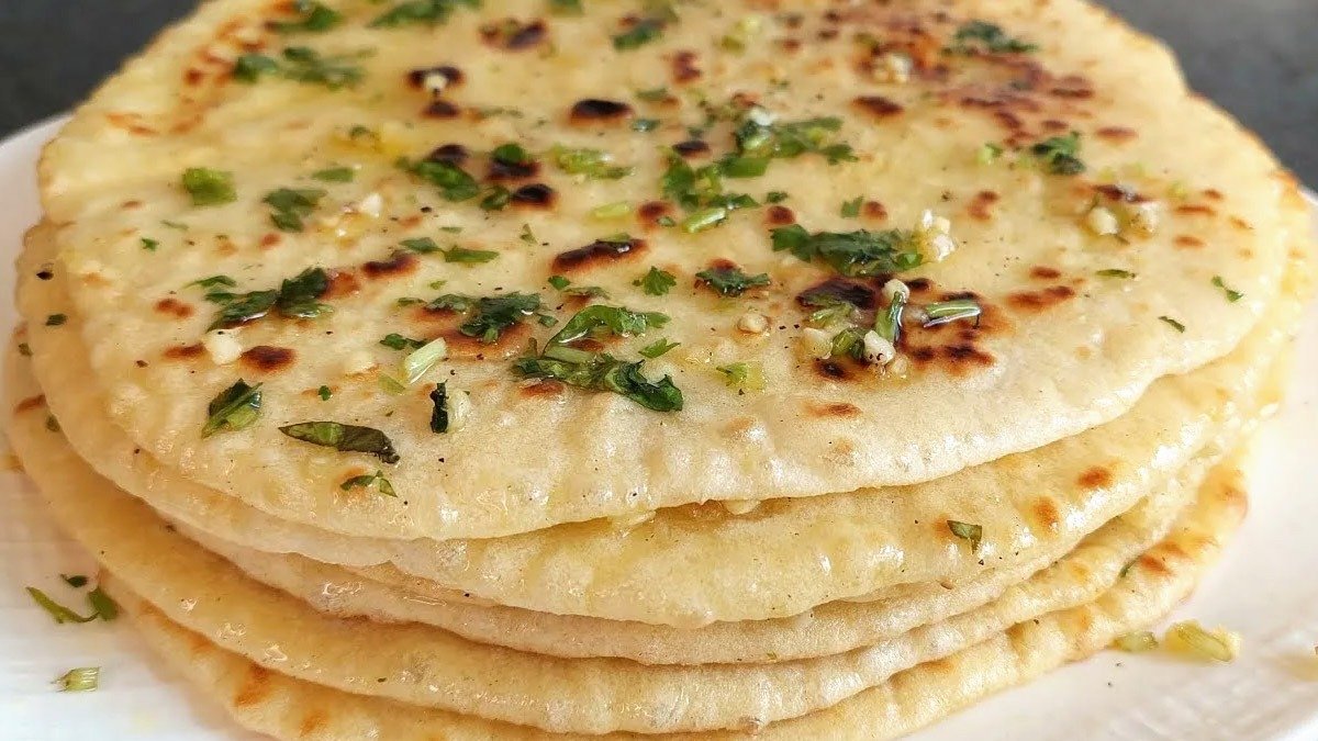 Recept na placky s máslem a česnekem