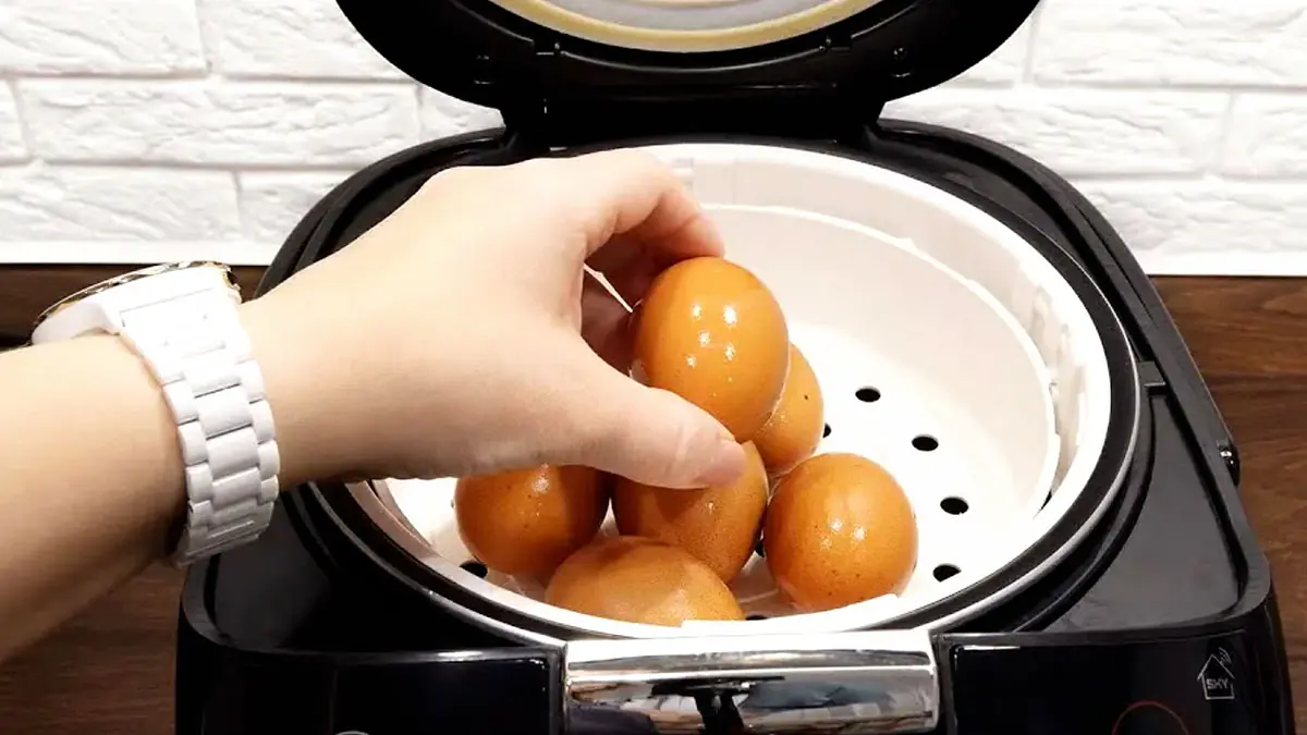 Už nevaříme vejce ve vodě. Nová metoda je mnohem praktičtější