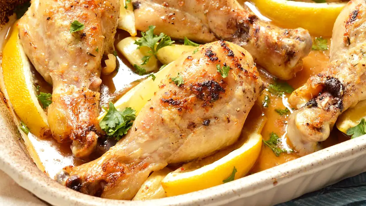 Zapomenete na pečené brambory. Peču vějíře s rozmarýnem a mořskou solí. Jednodušší to už být nemůže a vůně je jako v restauraci