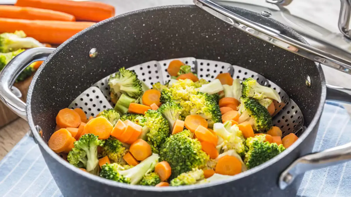 Mikrovlnné trouby vycházejí z módy: takto se budou ohřívat potraviny v roce 2026 2 Mikrovlnné trouby vycházejí z módy: takto se budou ohřívat potraviny v roce 2026