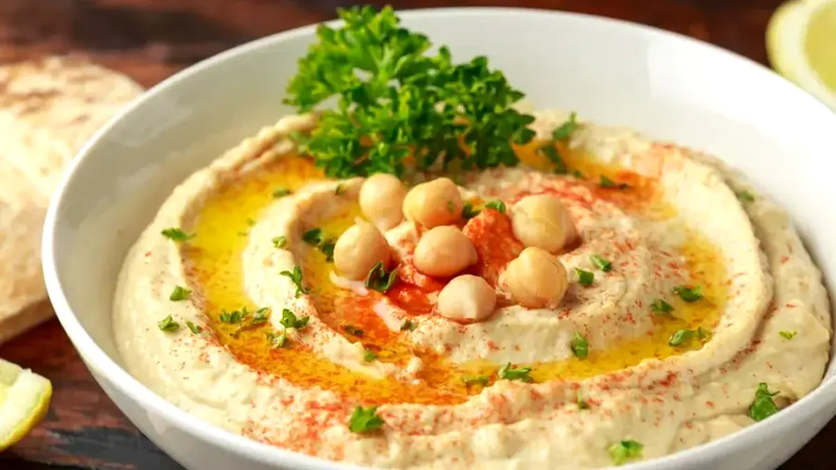 5 minut práce: jednoduchý a lehký recept na domácí autentický hummus