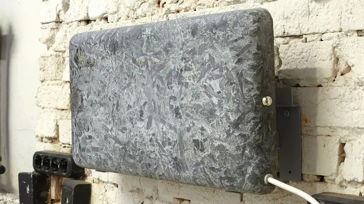 Elektrikář vysvětluje, proč jsou kamenné elektrické radiátory ideální pro starší domy 3 Elektrikář vysvětluje, proč jsou kamenné elektrické radiátory ideální pro starší domy