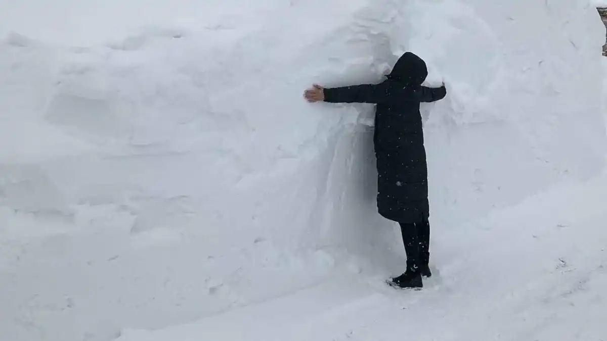 Bez lopaty — žádný problém jak rychle odklidit sníh v nouzi