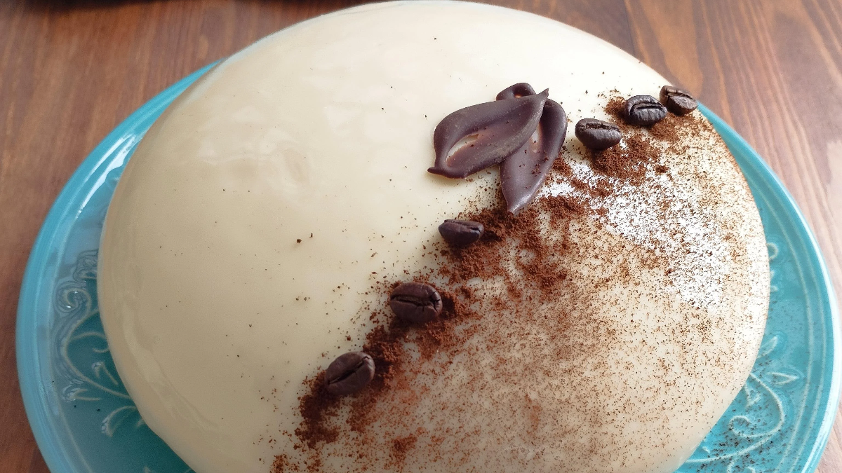 Bílé tiramisu z michelinské restaurace se třemi hvězdami od šéfkuchaře Giancarla Perbelliniho